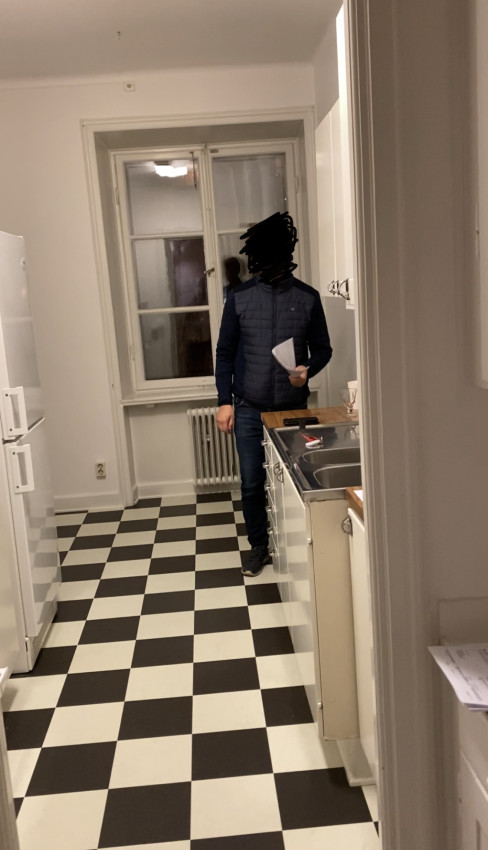 t LhriNuXVoz