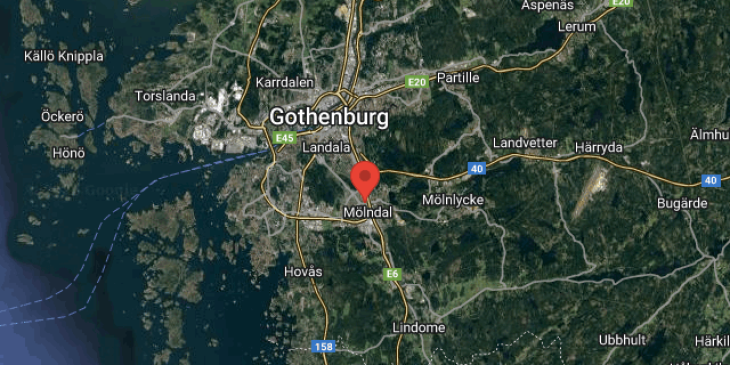 ljus och rymlig 2a i centrala molndal mot 3a map